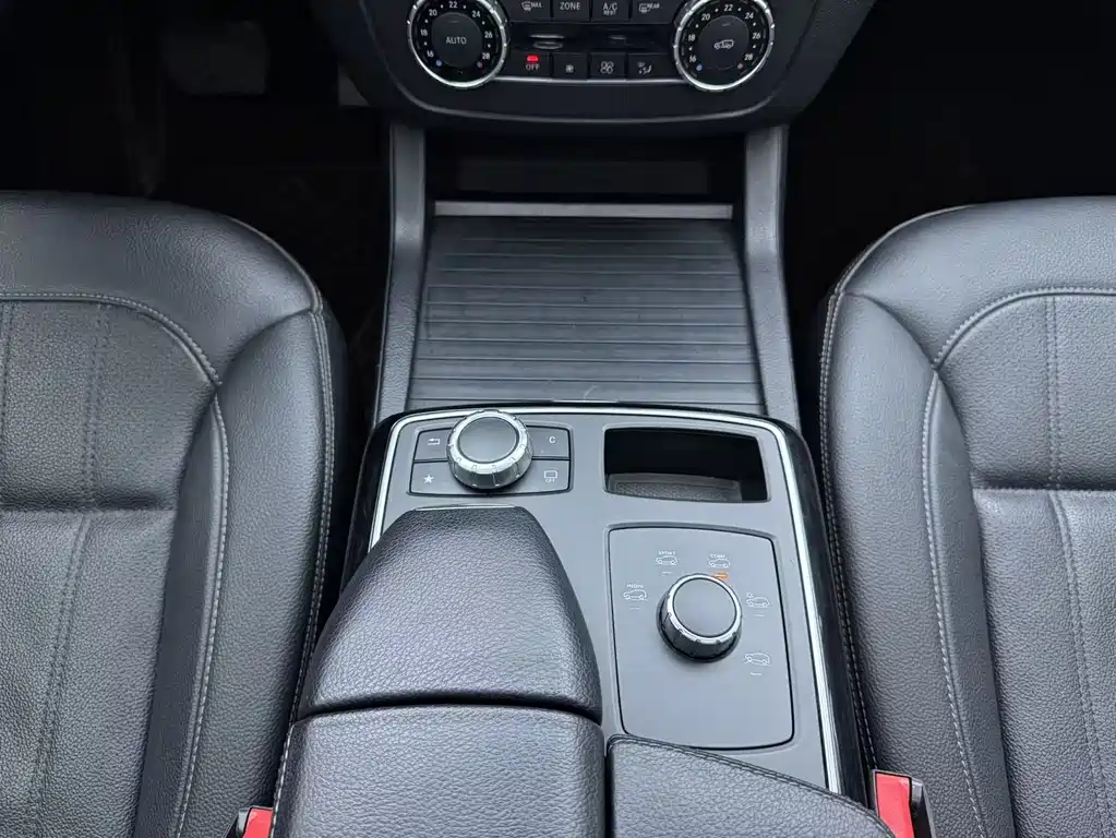 Mercedes-Benz GLE 2019 — фото 15