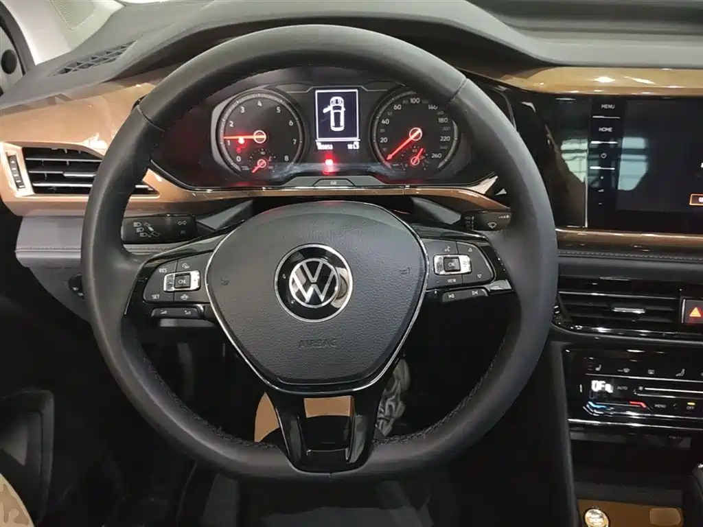 Volkswagen Tharu 2021 — фото 11