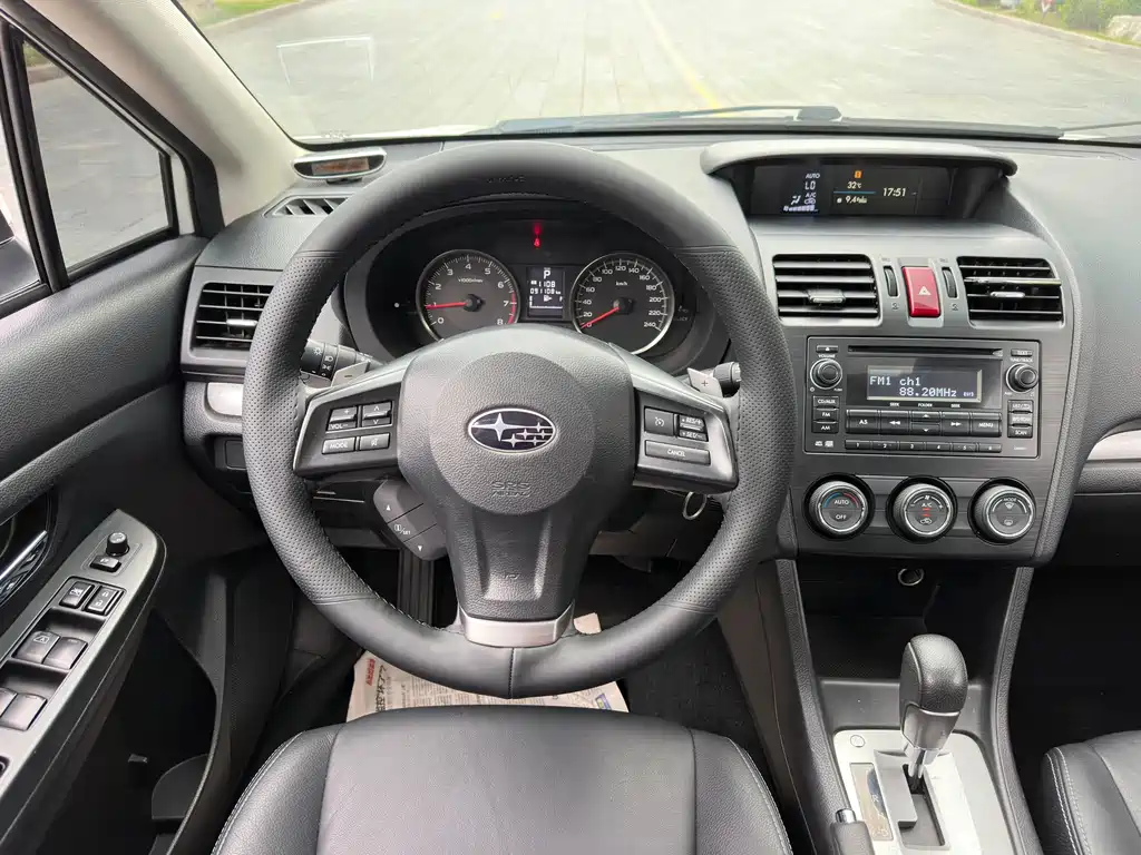 Subaru XV 2013 — фото 17
