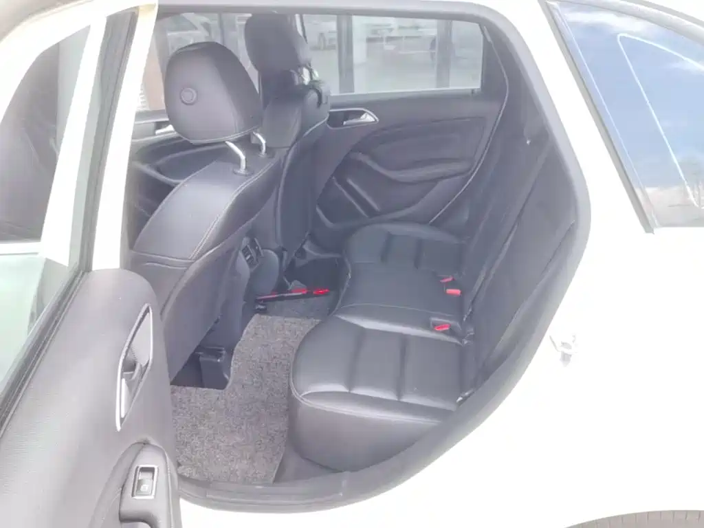 Mercedes-Benz B-Class 2015 — фото 13