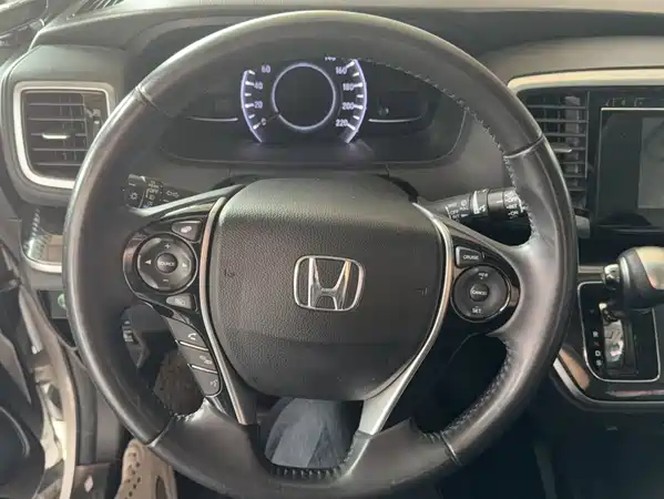 Honda Odyssey 2016