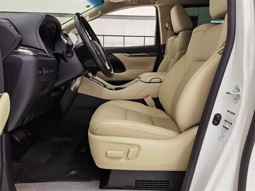 Toyota Vellfire 2021 — фото 14