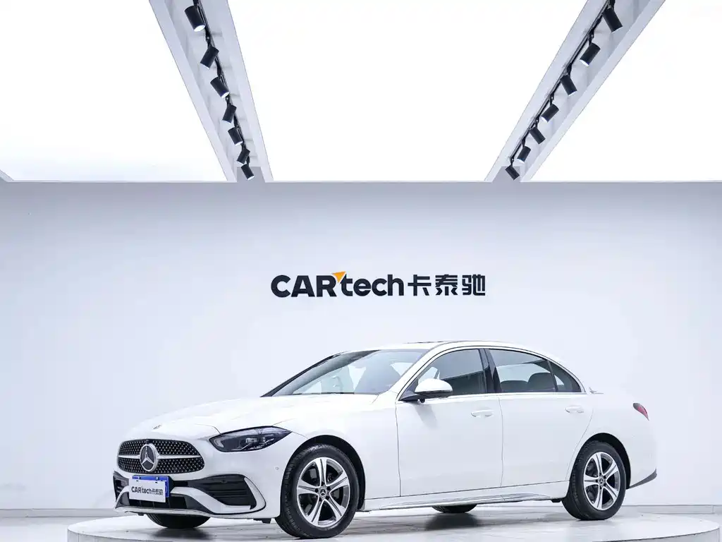 Mercedes-Benz C-Class 2022 — фото 1