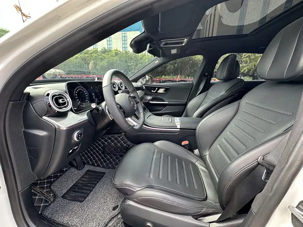 Mercedes-Benz C-Class 2022 — фото 10