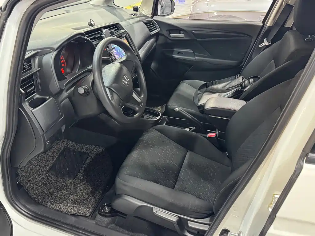Honda Fit 2015 — фото 2