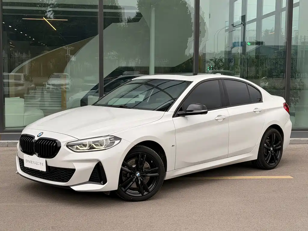 BMW 1 Series 2023