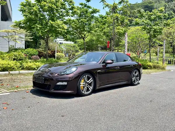 Porsche Panamera 2012
