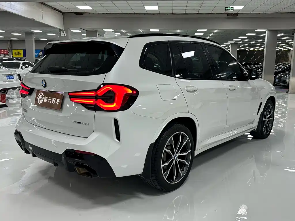 BMW X3 2022 — фото 9