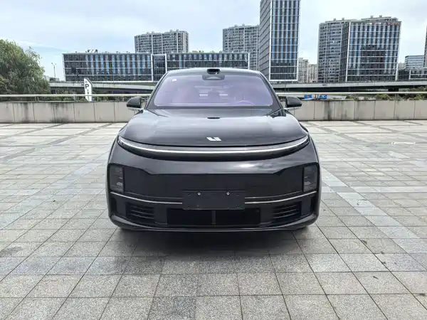 Li Auto L7 2025