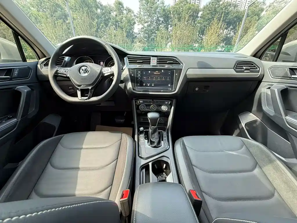 Volkswagen Tiguan L 2021