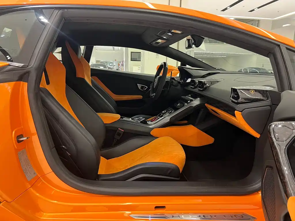 Lamborghini Huracan 2016 — фото 11