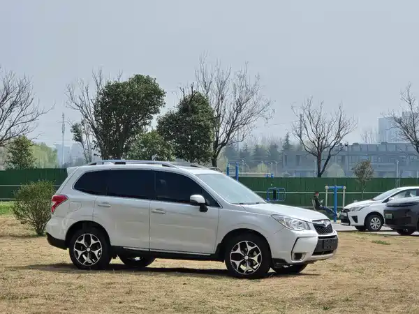 Subaru Forester 2015