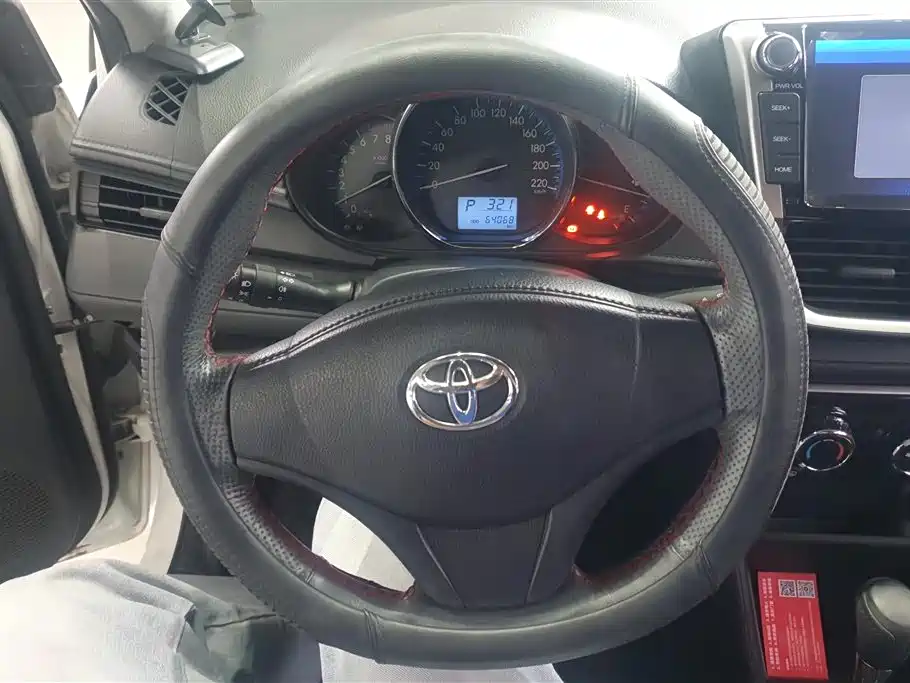 Toyota Vios 2017 — фото 15