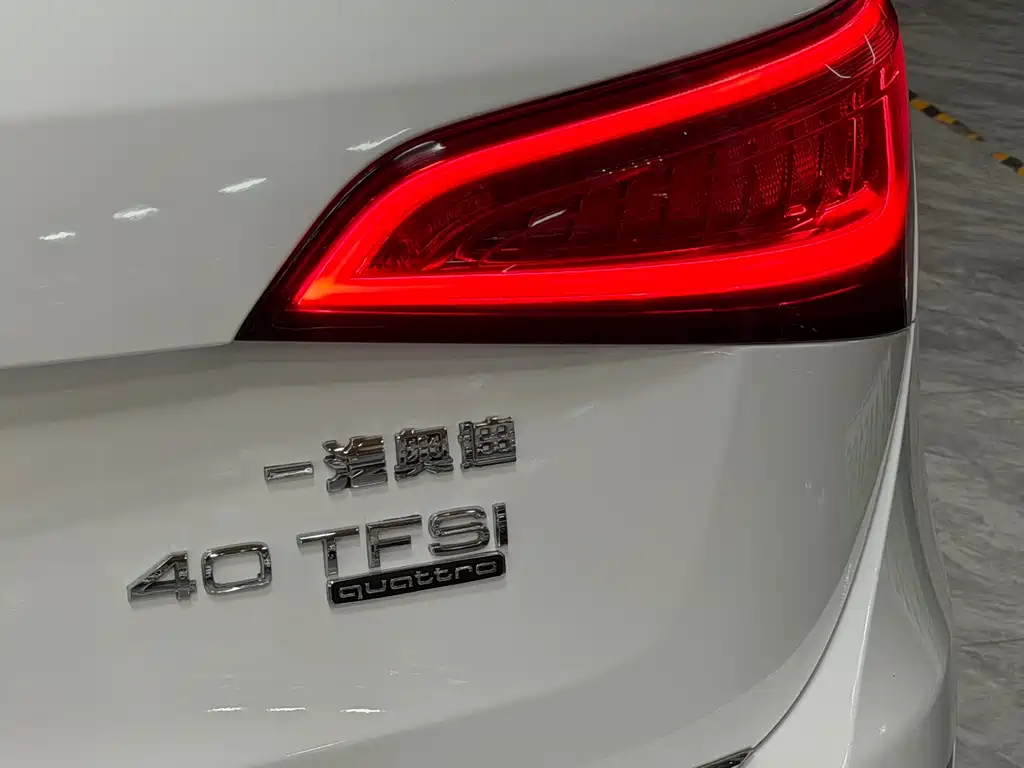 Audi Q5 2018 — фото 20