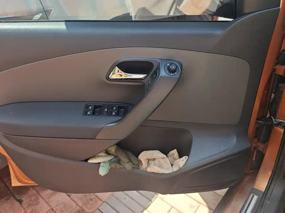 Volkswagen Polo 2016