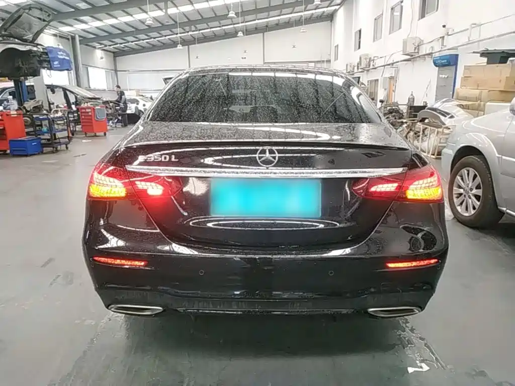 Mercedes-Benz E-Class 2021