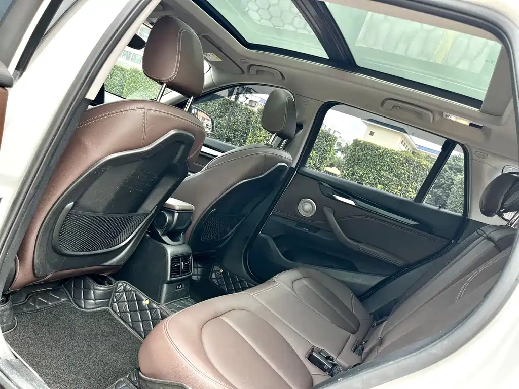 BMW X1 2022 — фото 9