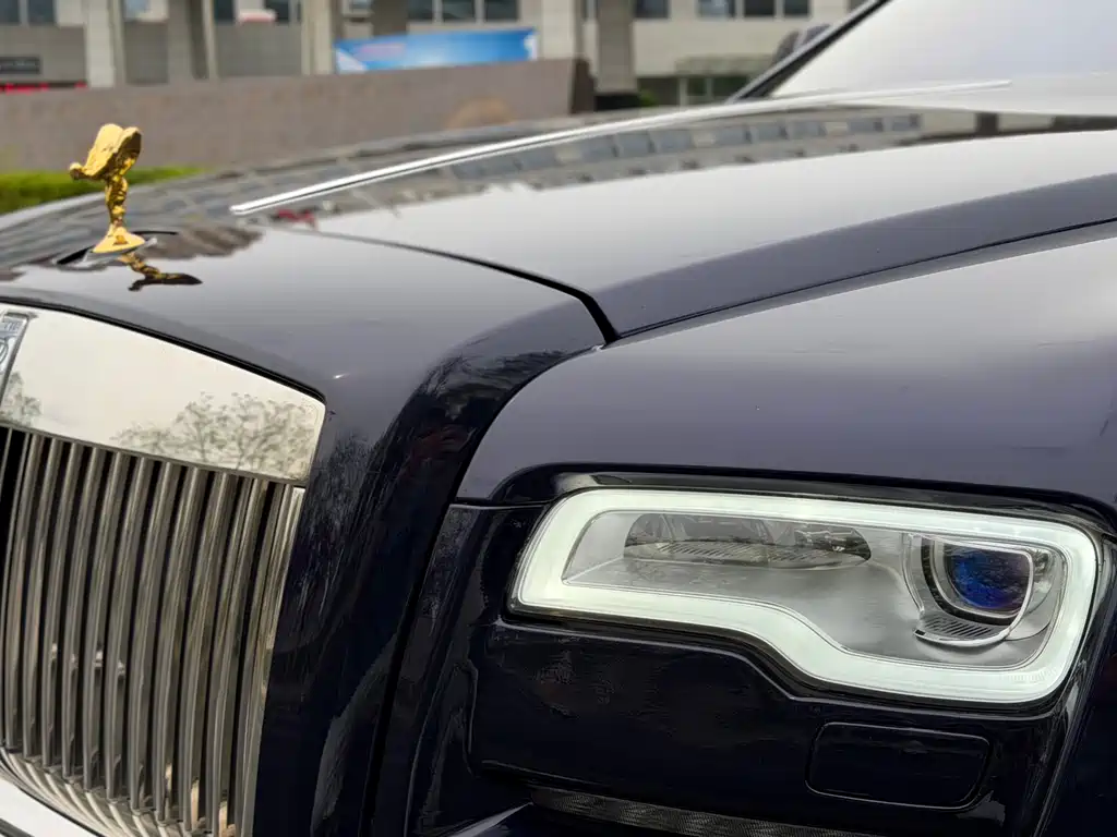Rolls-Royce Ghost 2012 — фото 23