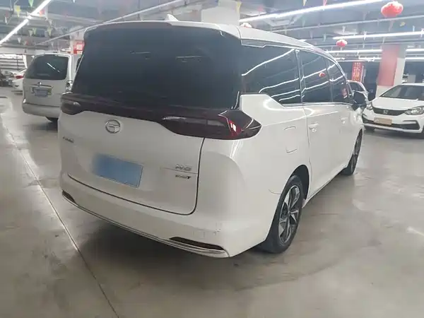 GAC Trumpchi M6 2021