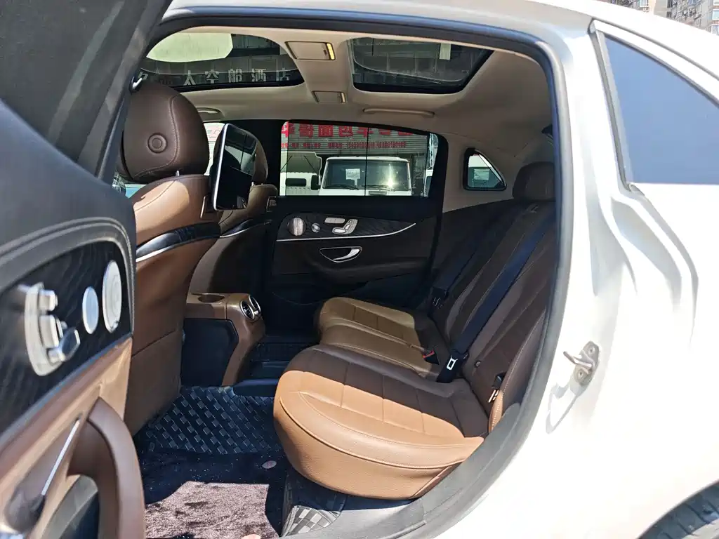 Mercedes-Benz E-Class 2019