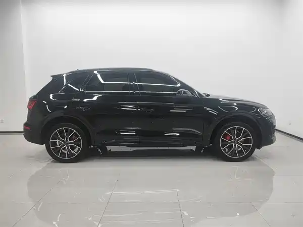 Audi Q5L 2024