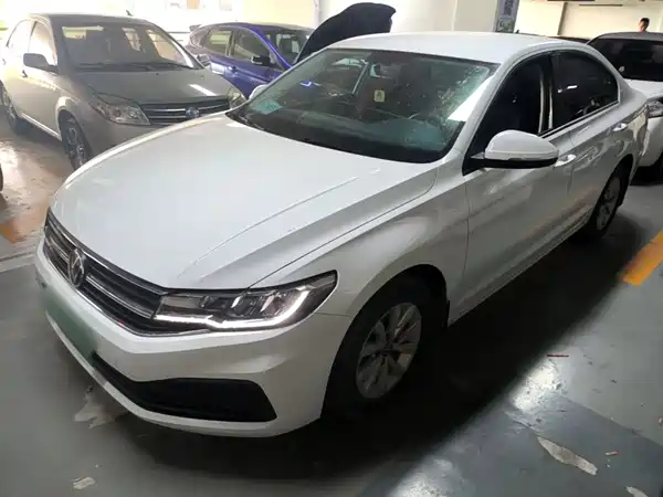 Volkswagen Bora 2021