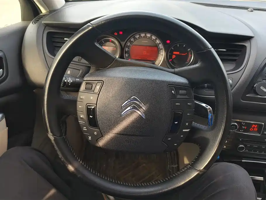 Citroen C5 2014 — фото 15
