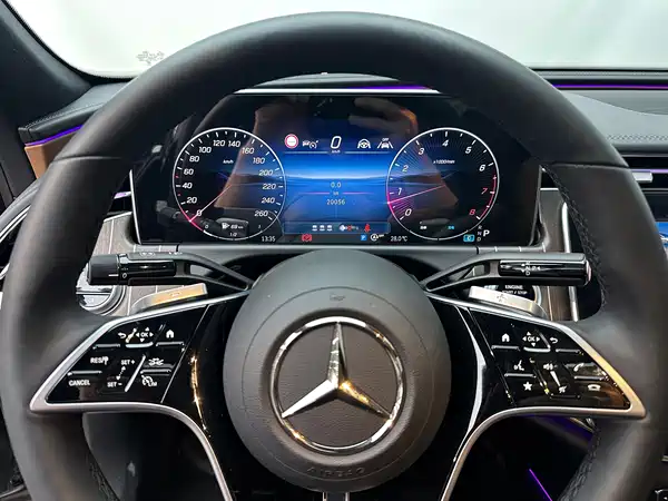 Mercedes-Benz E-Class 2025