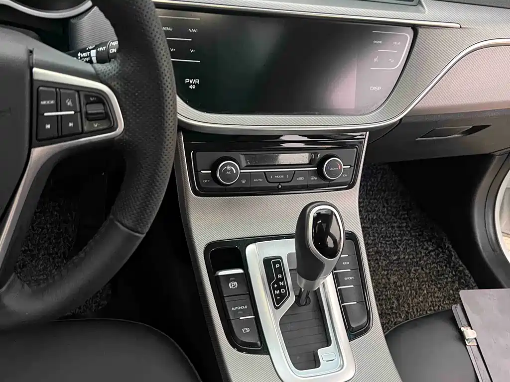 Geely Emgrand GS 2019 — фото 8