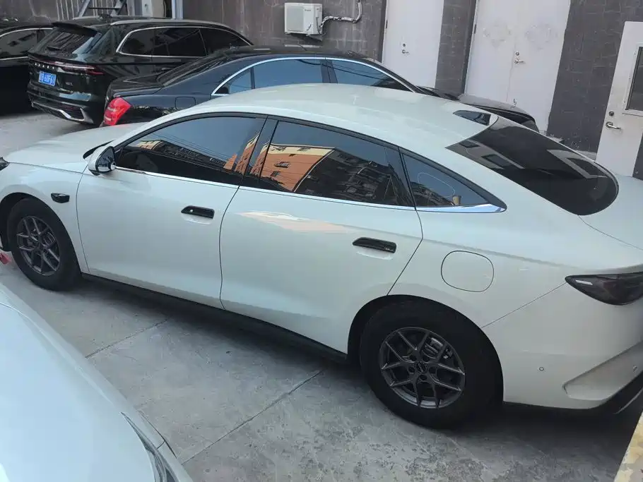 BYD Seal 06 2025