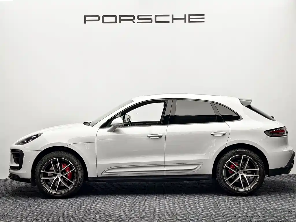 Porsche Macan 2022 — фото 4