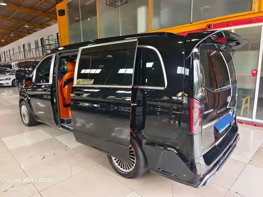 Mercedes-Benz Vito 2024 — фото 14