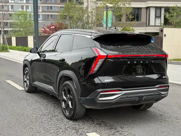 Geely Boyue L 2024