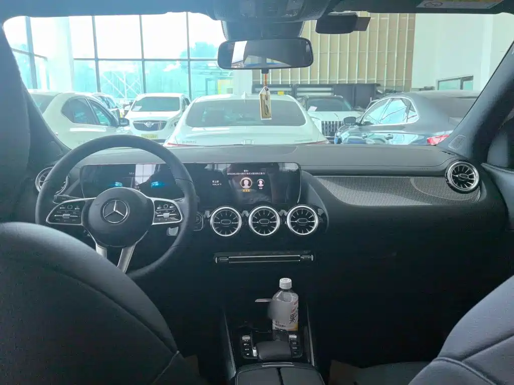 Mercedes-Benz GLA 2022 — фото 14