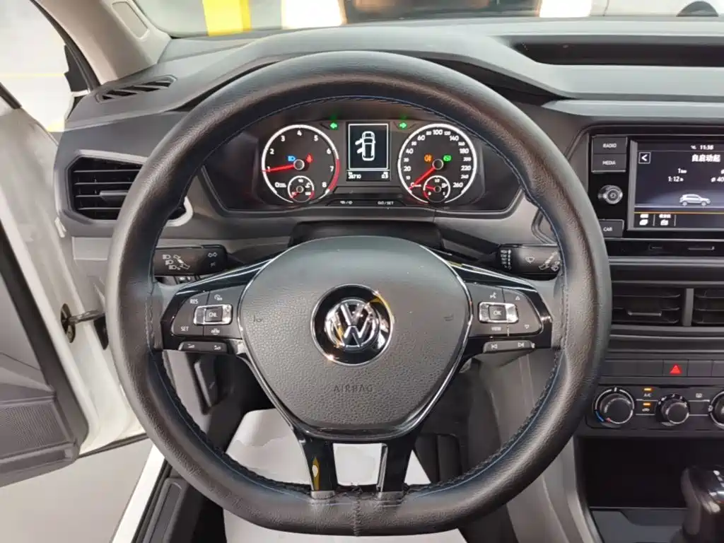 Volkswagen T-Cross 2020 — фото 11