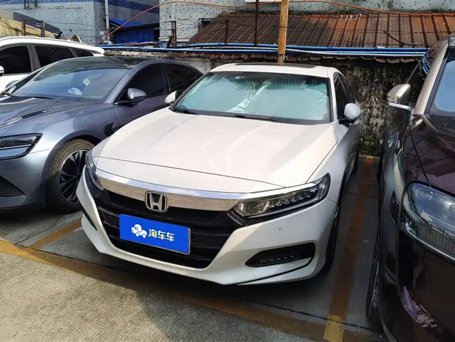 Honda Accord 2021 — фото 1