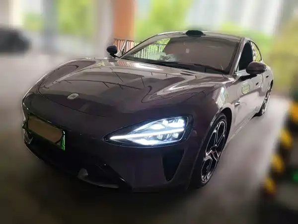 Xiaomi SU7 2024