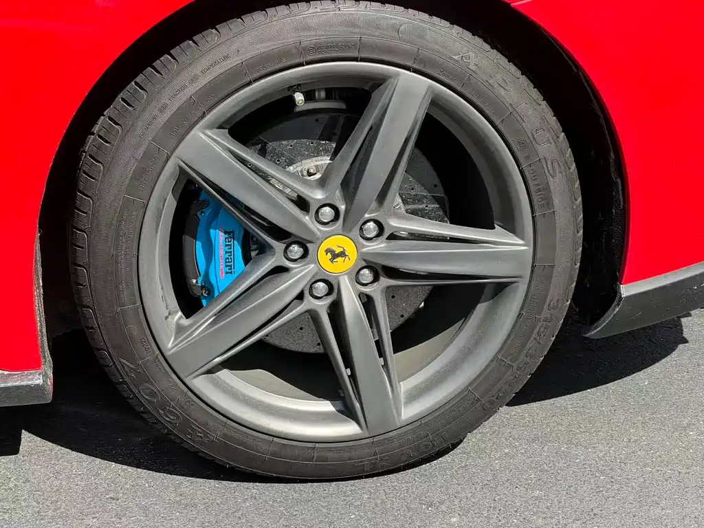 Ferrari F12berlinetta 2014 — фото 13