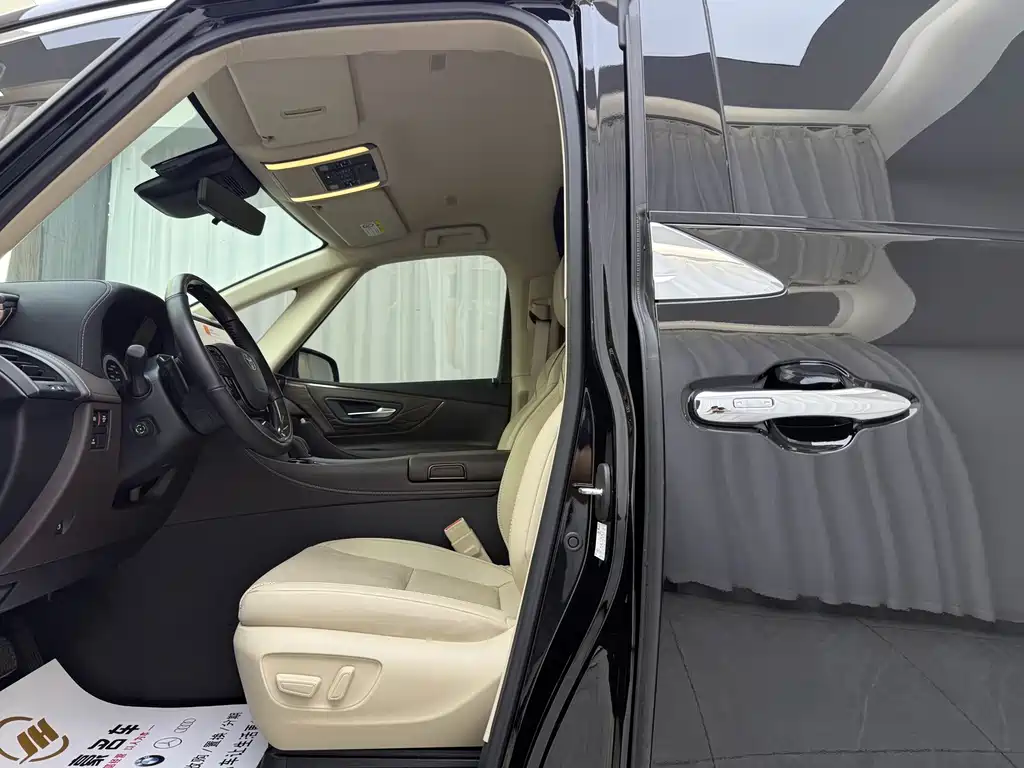 Toyota Alphard 2025