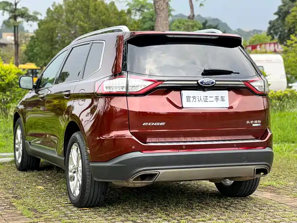 Ford Edge 2015