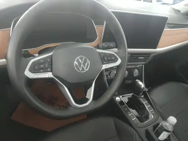 Volkswagen Bora 2025