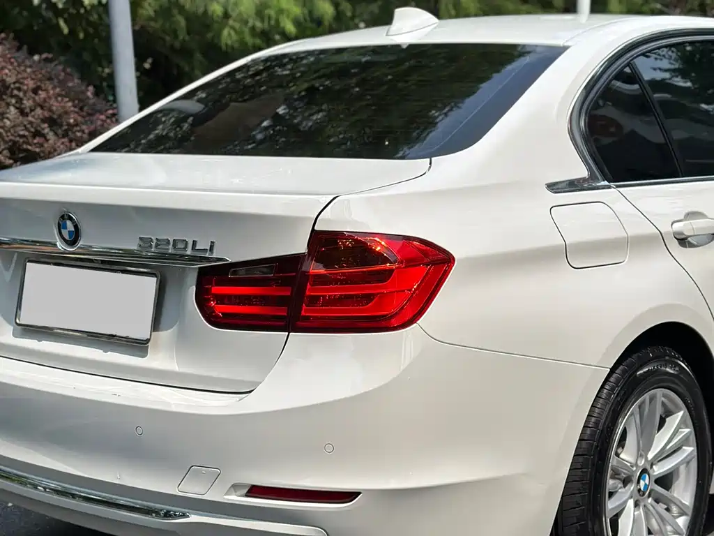 BMW 3 Series 2015 — фото 7