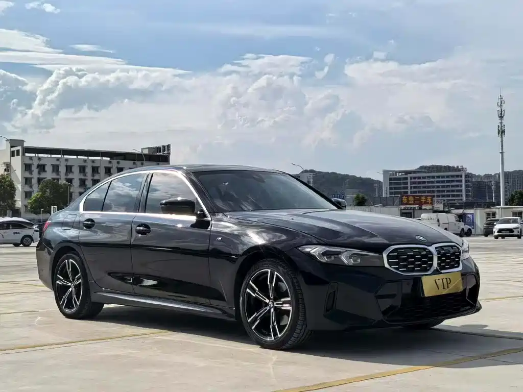BMW 3 Series 2023