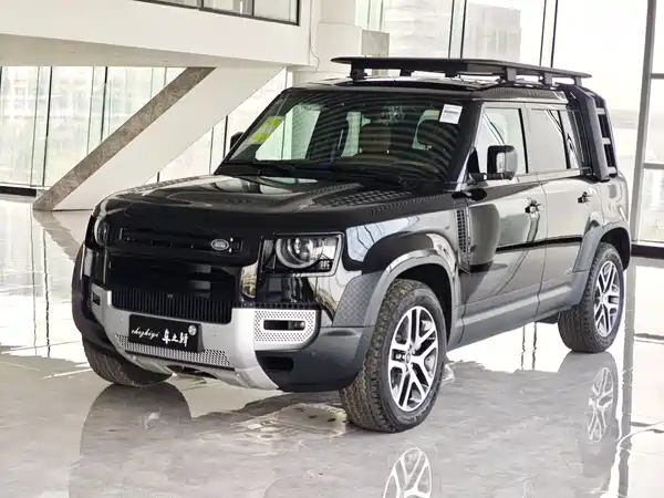 Land Rover Defender 2026
