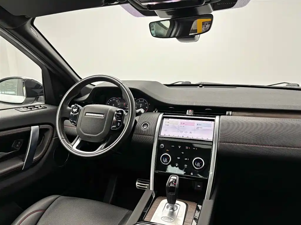 Land Rover Discovery Sport 2021 — фото 24