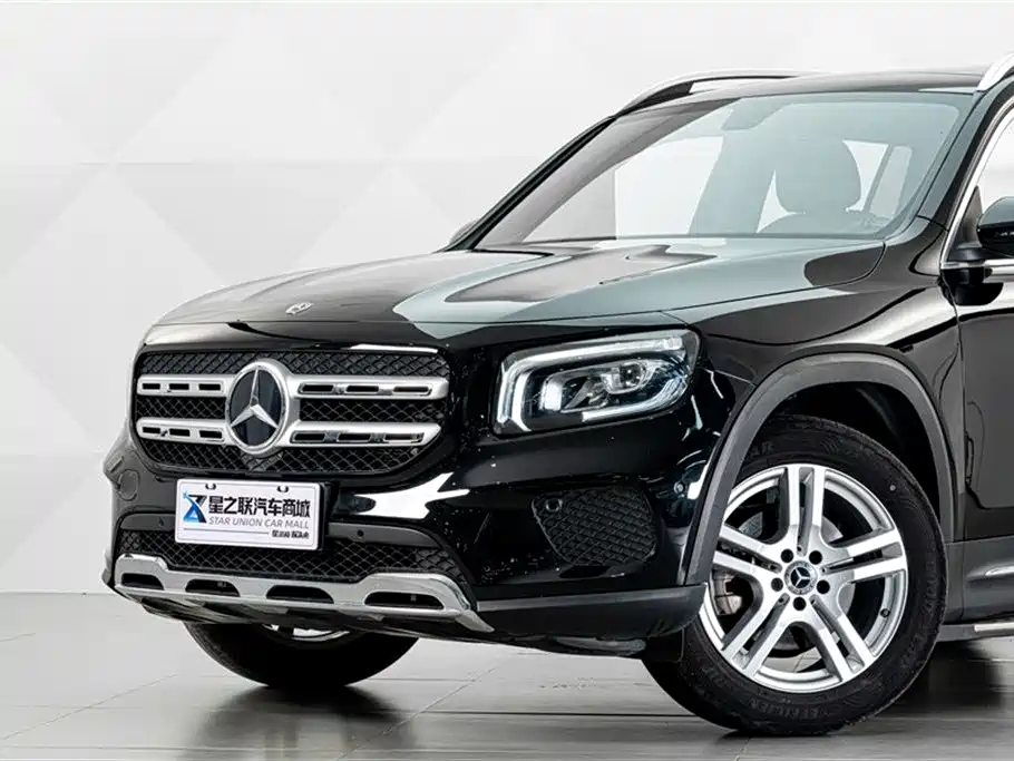 Mercedes-Benz GLB 2023