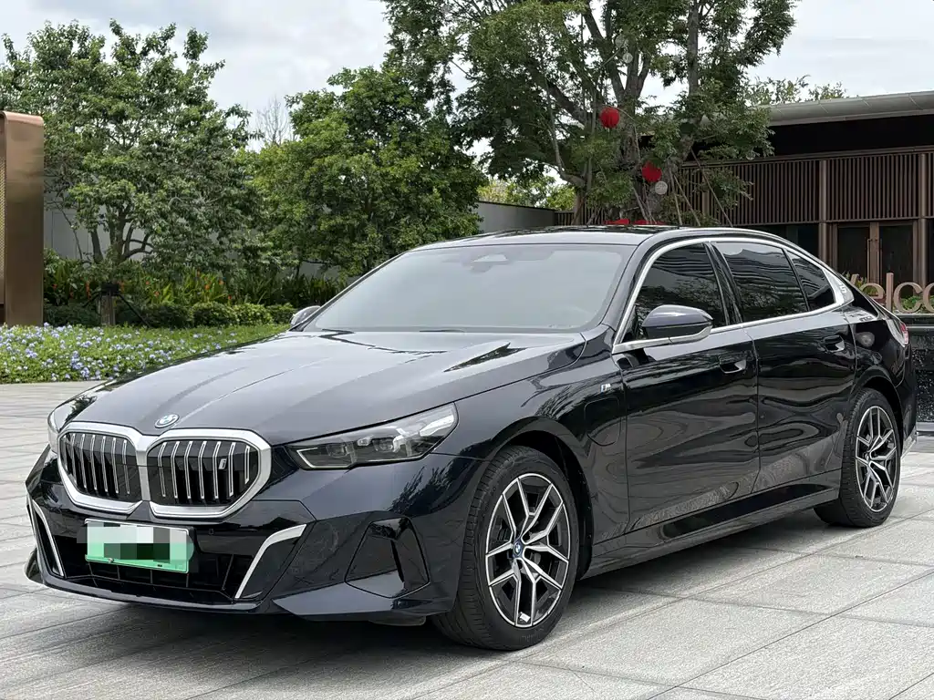 BMW i5 2024 — фото 2