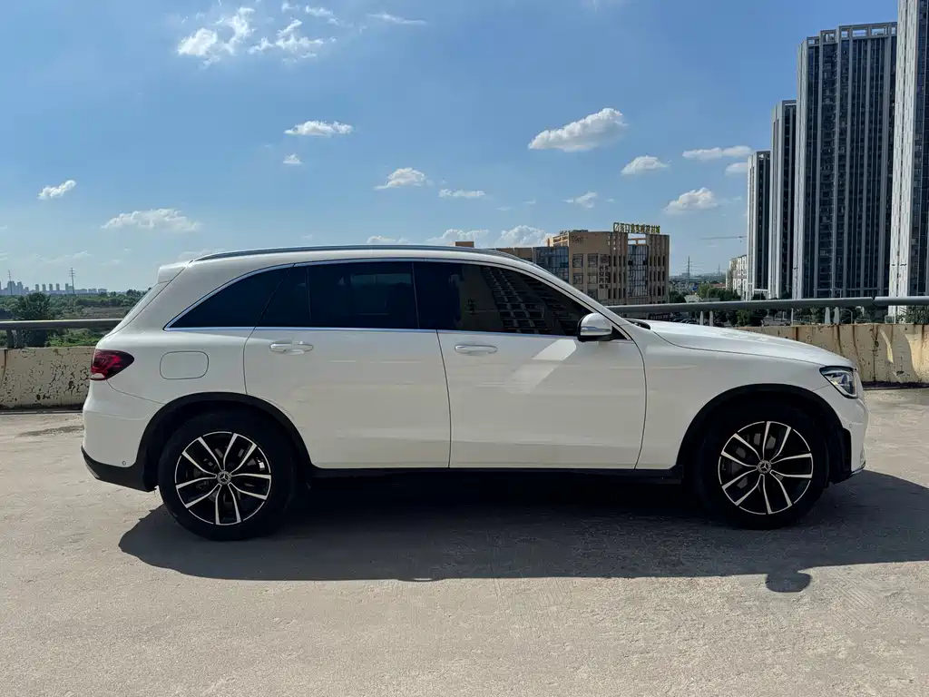 Mercedes-Benz GLC 2020 — фото 14