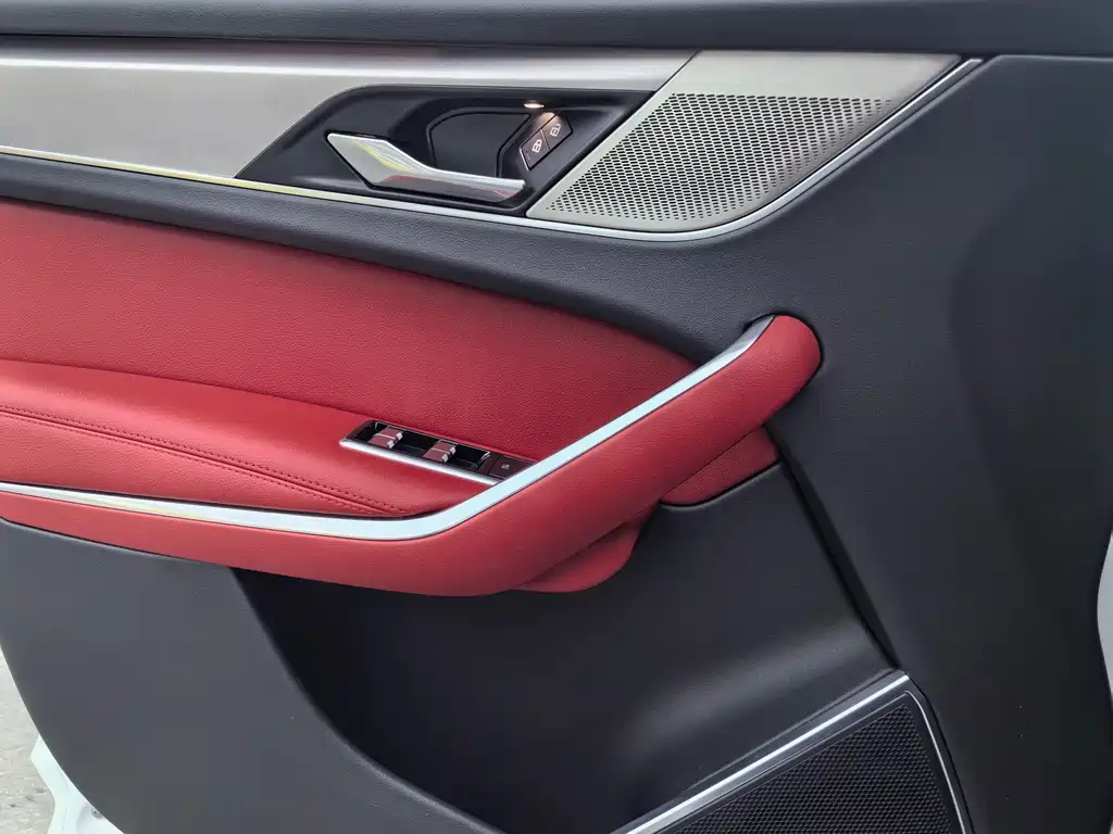 Jaguar F-PACE 2021 — фото 23