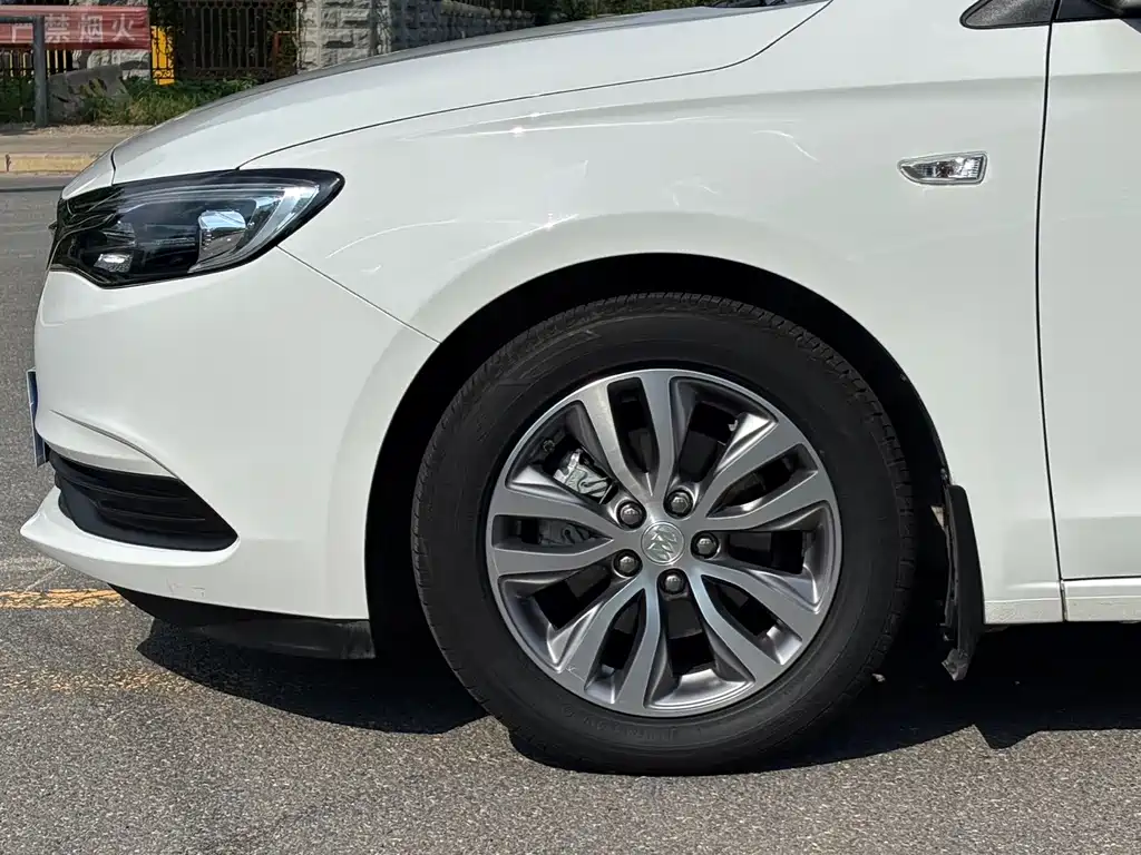 Buick Excelle 2022